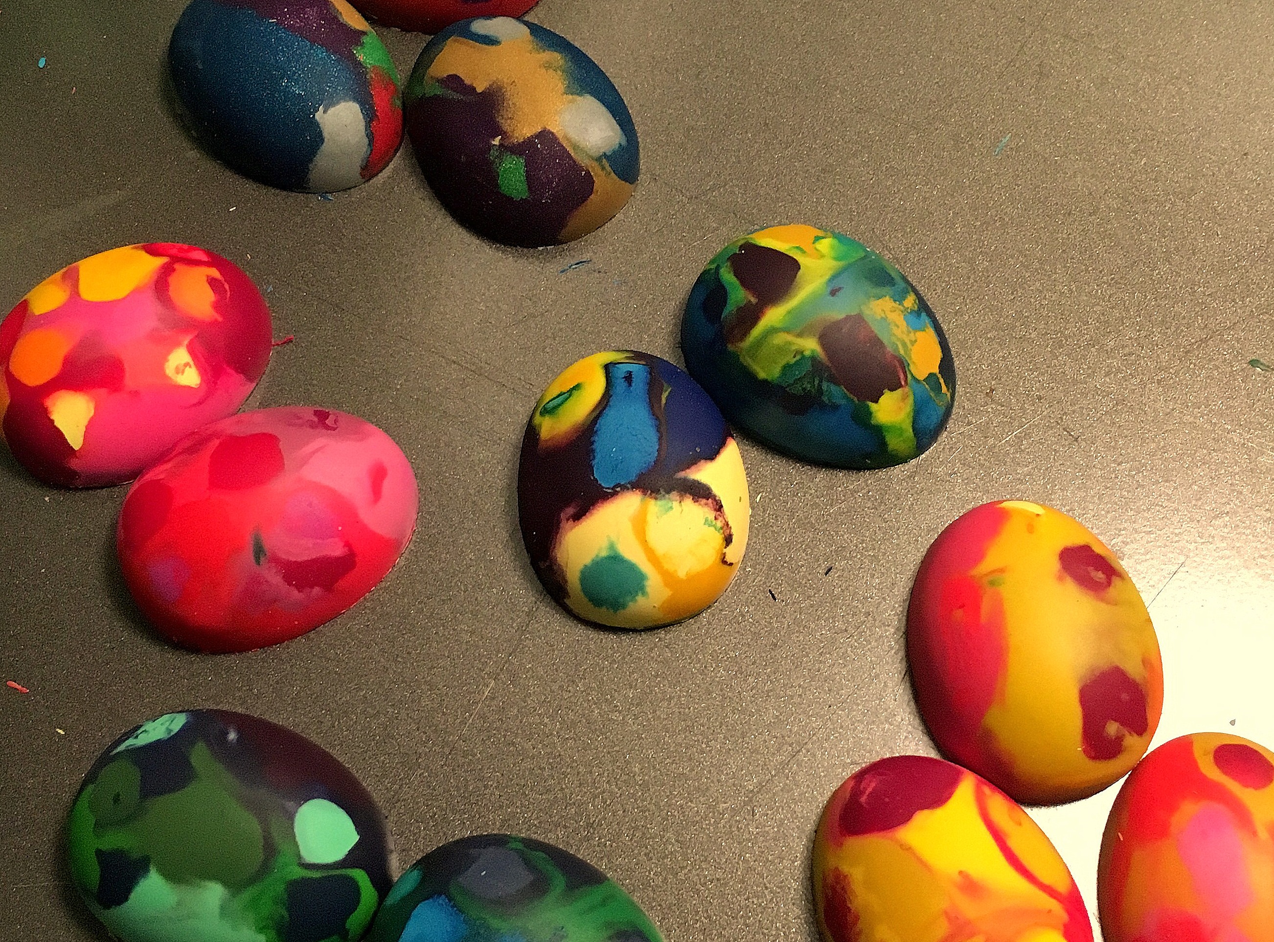 Make Your Own Soy Egg Crayons for Easter – Moon Child Blog – Bella